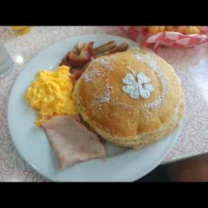 Desayunos - RD Big Poppa