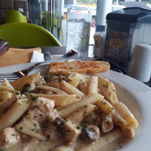 Pasta alfredo