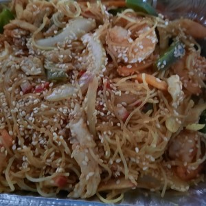 fideo Singapur