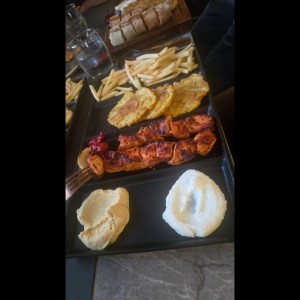 Platos Fuertes - Shawarma de Pollo