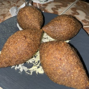 Kibbi de Carne (Frito)