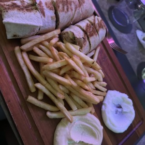 emparedado falafel