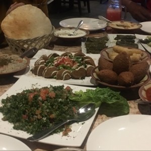 Mesa Libanesa (6 personas)