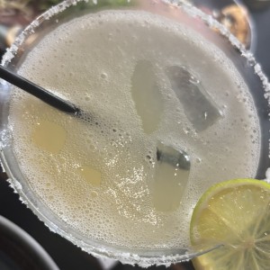 Margarita Classica en la rocas