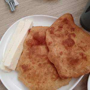 DESAYUNOS - Hojaldra de queso