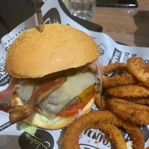 American Cheese Burguer