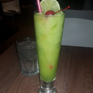 limonada hierba buena