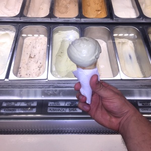 Helado de albahaca