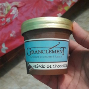 Helado de chocolate