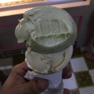 Helado de hierbabuena y vainilla