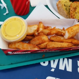 Papas con salsa de mostaza