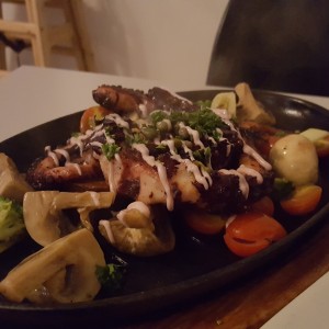 pulpo al carbon