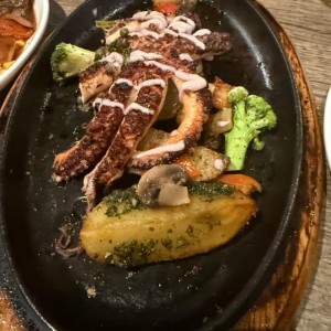PULPO A LA PARRILLA