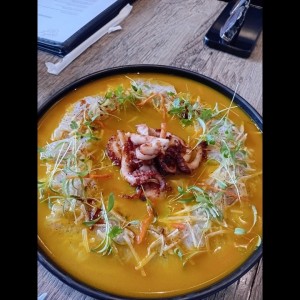 TIRADITO TROPICAL