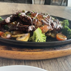 Pulpo a la parrilla