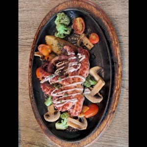 PULPO AL OLIVO