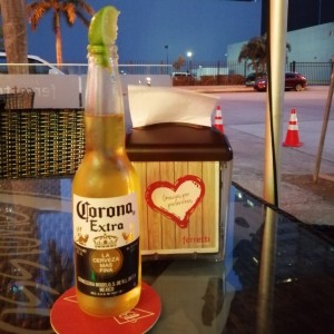 Corona al atardecer.