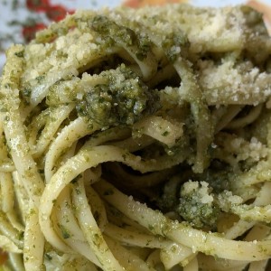 al pesto / albahaca 