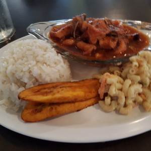 mariscos en salsa a la diabla