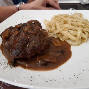 filete con hongos