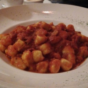 gnocci con salda amatricciana