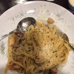 Taliatelis de mariscos