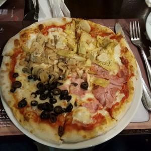 Pizzas - 4 stagioni