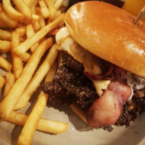 Hamburguesa + Amor