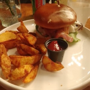 Mika Hamburguesa