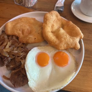 Bistec a caballo