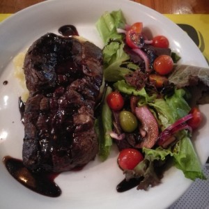 Filete de Res en Salsa de Malbec