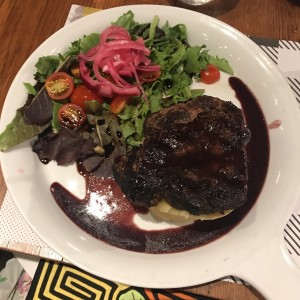 filete de res en salsa malbec