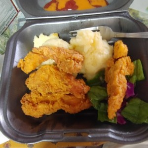 deditos de pollo con pure