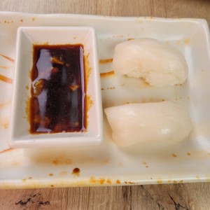 Nigiri sushi - Maguro blanco