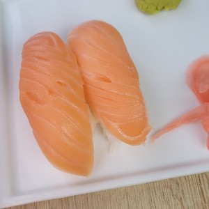 Nigiri sushi - Sake