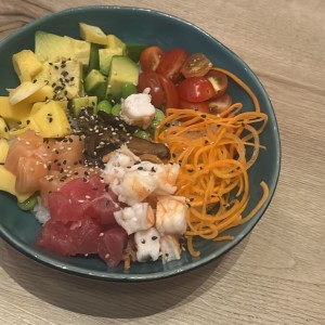 Poke mixto fresco