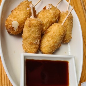 BROCHETAS DE QUESO 
