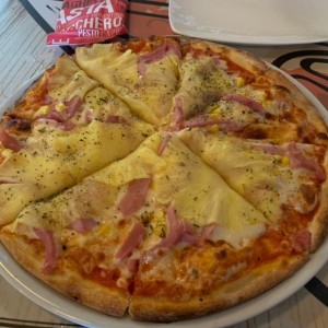pizza hawaiana