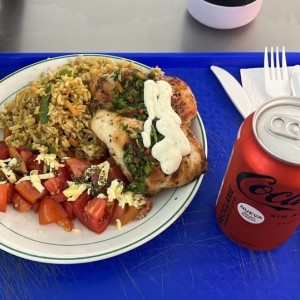 Chicken grill con dos acompañantes