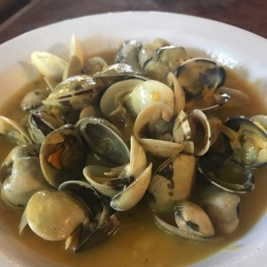 almejitas al ajillo