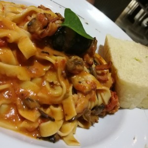 pasta agliorosso
