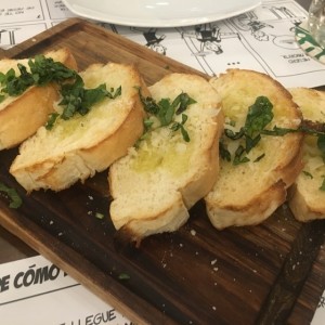 Pan de ajo