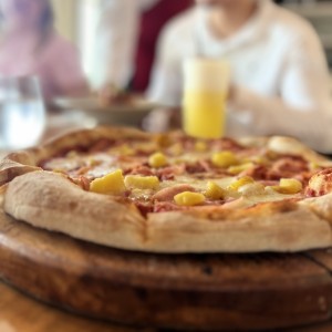 Pizza Hawaiana