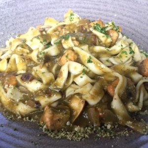 Pasta verde con Salmon