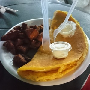 cachapa con cochino frito