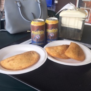 Empanadas de queso y carne