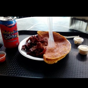 Cachapa de cochino frito