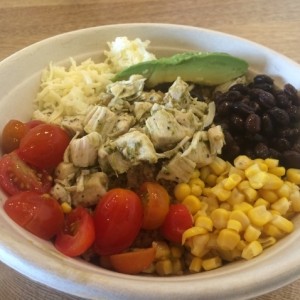 Pangoa Bowl con Pollo Pesto