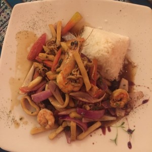 Mariscos salteados