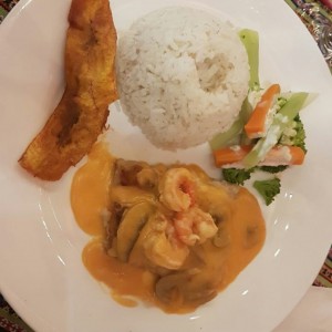 corvina en salsa cau cau